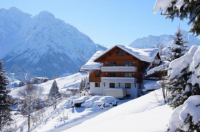 Отель Gästehaus am Berg, Хиршег